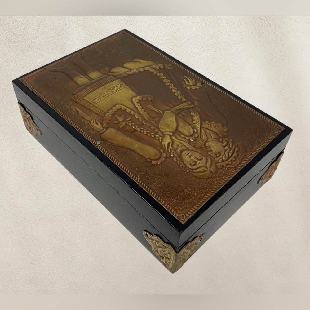 🛍️FINAL PRICE 🛍️ Vintage Soviet Wooden Jewelry Copper Clad Jewelry Box - Picture 7 of 11